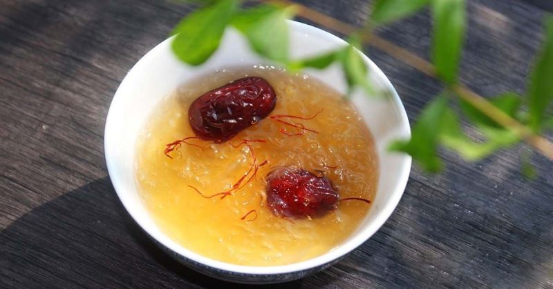 Cách làm Yến chưng Saffron thơn ngon bổ dưỡng